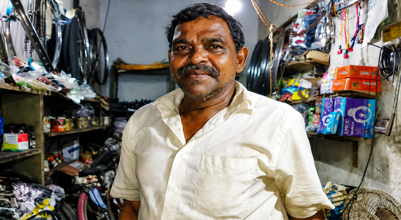 മുഹമ്മയുടെ ഓർമ്മകളിൽ ഇന്നും കറങ്ങുന്ന ചക്രങ്ങൾ; ബഷീർ ഇക്കയുടെ സൈക്കിൾ വർക്ക് ഷോപ്പിന് 52 വർഷത്തിന്റെ തിളക്കം