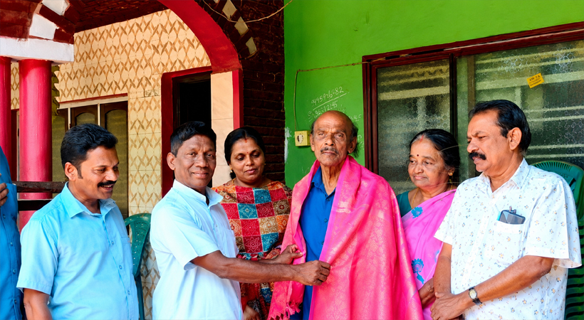 അരങ്ങിന്റെ തമ്പുരാന് ആദരം; മുഹമ്മയുടെ മണ്ണിൽ കലയുടെ ആറരപ്പതിറ്റാണ്ട് പൂത്തുലഞ്ഞ ആശ്രമം ചെല്ലപ്പന് സ്നേഹാഭിവാദ്യം